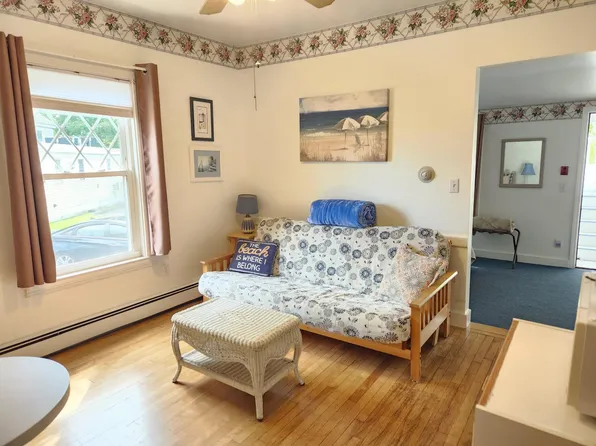 6 Portland Ave #12, Old Orchard Beach, ME 04064
