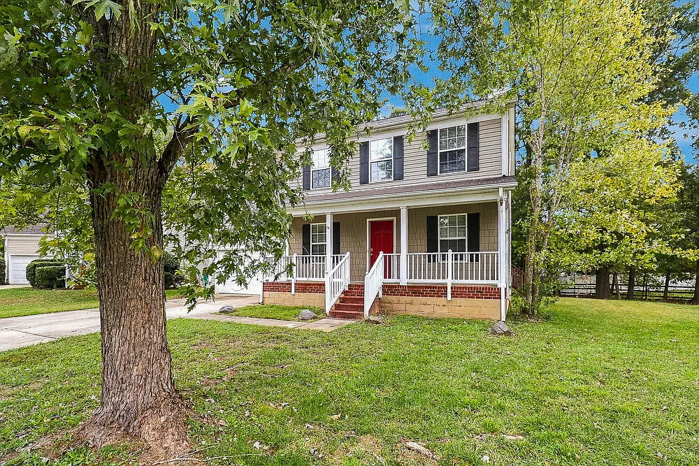 3 bed, 2.5 bath, 1828 sqft, $2,185 — Photo 4