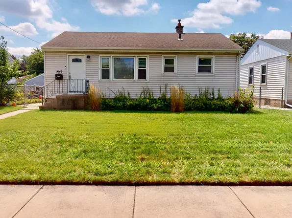 1646 171st St, Hammond, IN 46324