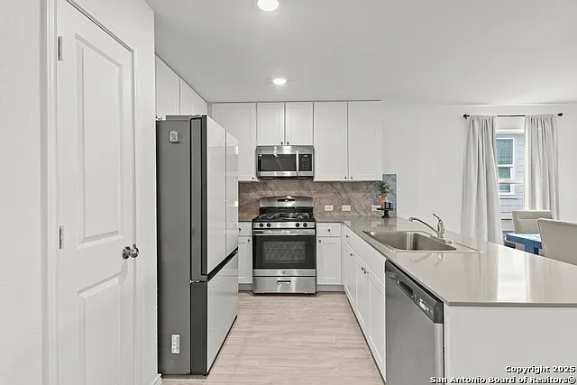 7022 Serf Pl — Photo 4