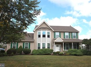 141 Joan Dr, Collegeville, PA 19426