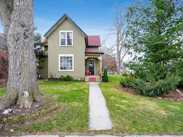 3 Lansdowne Ave, Chatham Kent, ON N7M 4J2
