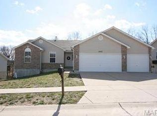 10327 Micah Ln, Hillsboro, MO 63050