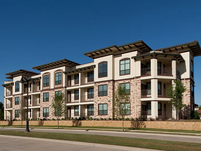 Amara Las Colinas — Photo 3