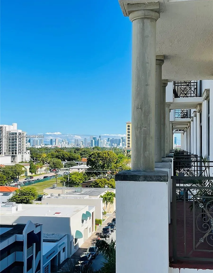1805 Ponce De Leon Blvd — Photo 2