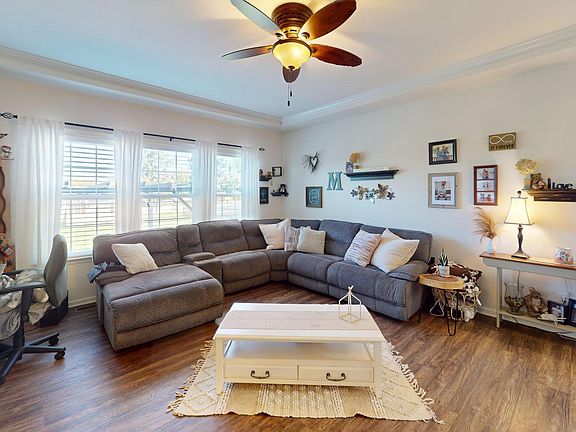 5th image of 2278 Water Garden Dr