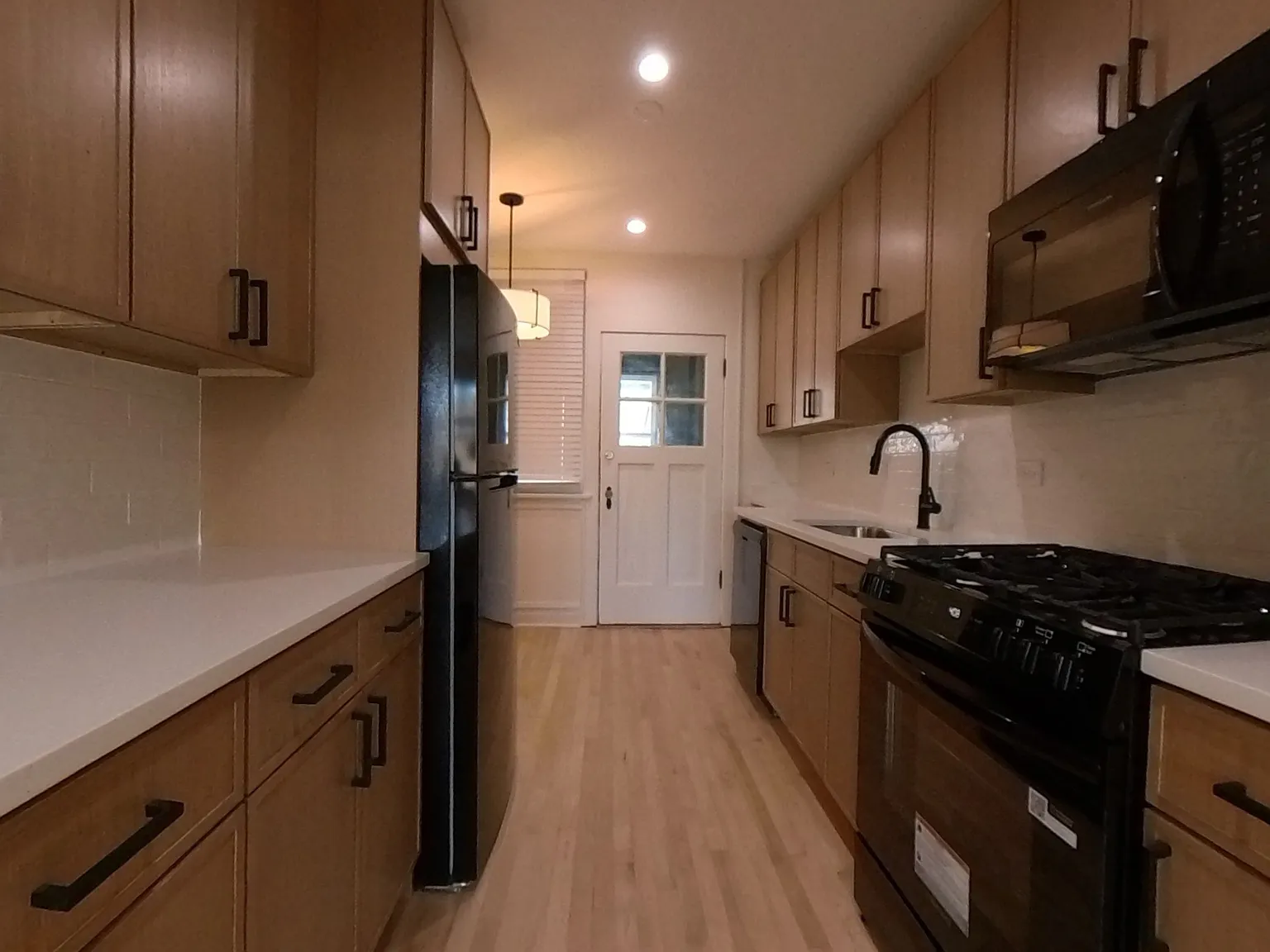 3054-58 N Kolmar Ave/4539-53 W. Barry — Photo 1