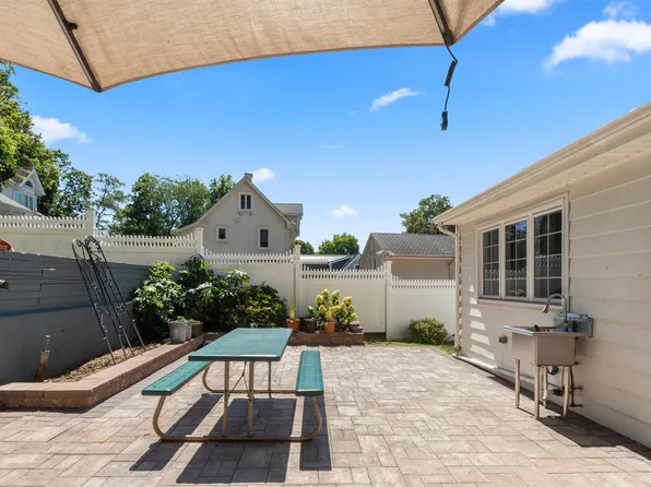 692 Passaic Avenue image 6 of 38