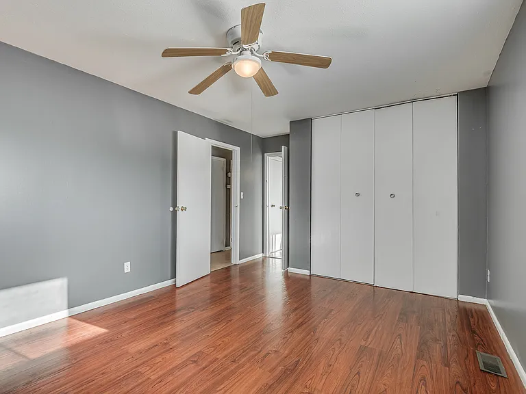 2520 SW 68th St — Photo 25
