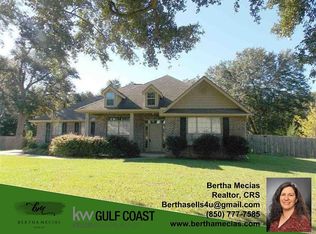 5504 Heatherton Rd, Milton, FL 32570