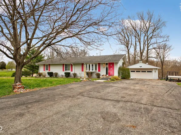 209 W Lakeview Dr, Nineveh, IN 46164