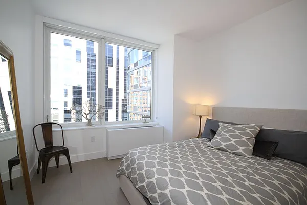 Rented by Red Apple Group | media 23