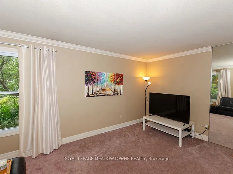 510 Beaver Ct — Photo 5