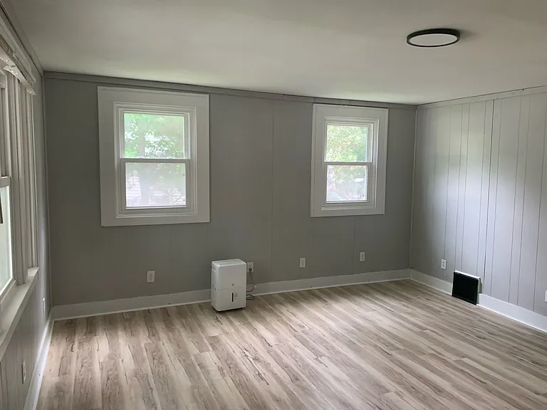 45 Beacon Ave — Photo 4