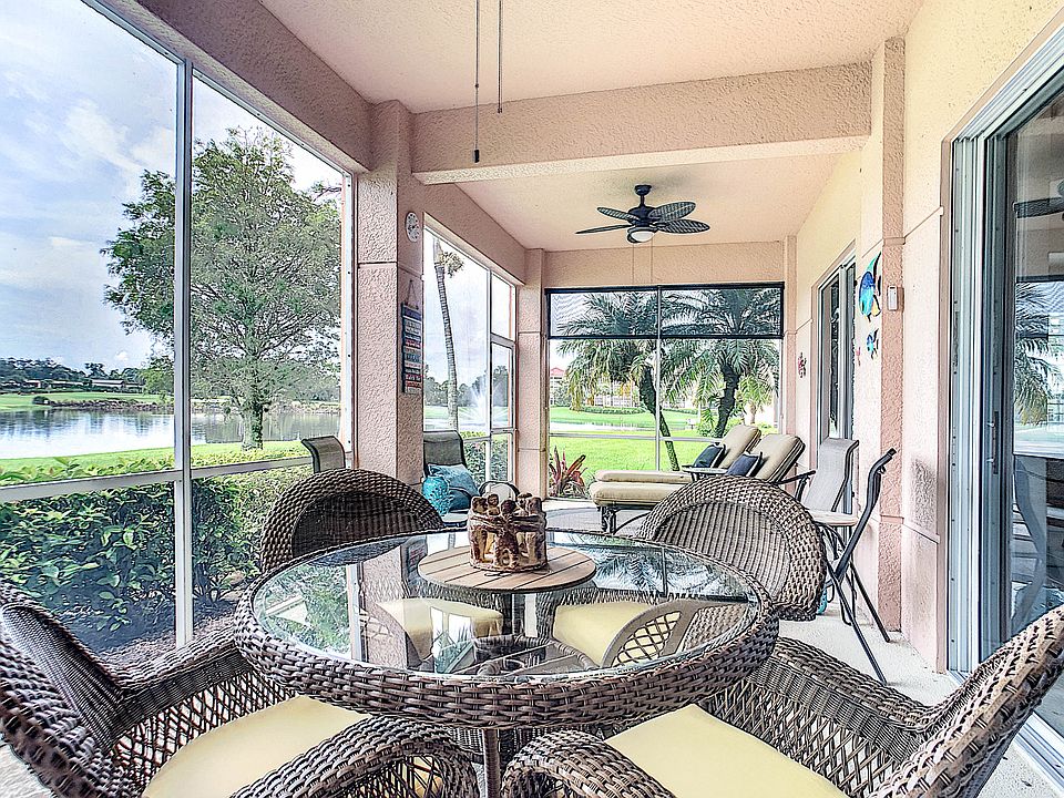 Spacious screened lanai to enjoy the serenity, wildlife and peaceful setting with a Southern-exposure!