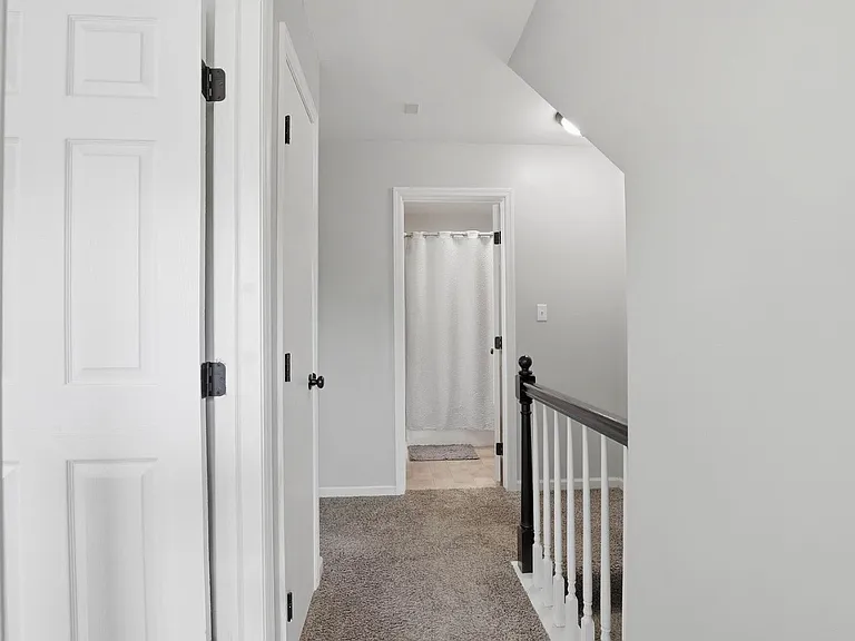 Heatherwood Dr — Photo 5