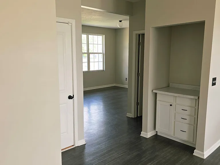 4455 Averly Park Cir — Photo 7