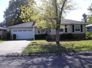 906 Vine Ave, Roseville, CA 95678