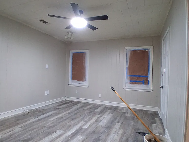 829 Poplar St — Photo 7