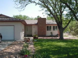 122 Encino Dr, Pueblo, CO 81005