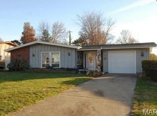 730 Chevron Dr, Saint Louis, MO 63125