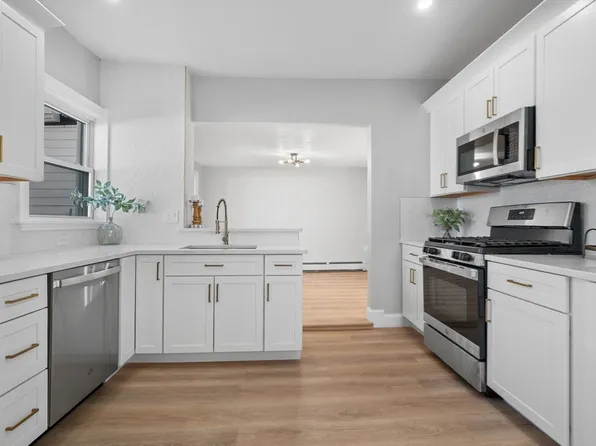36 Sargent Ave, Somerville, MA 02145