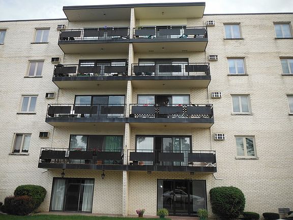 2nd image of 8005 Oconnor Dr APT 2E