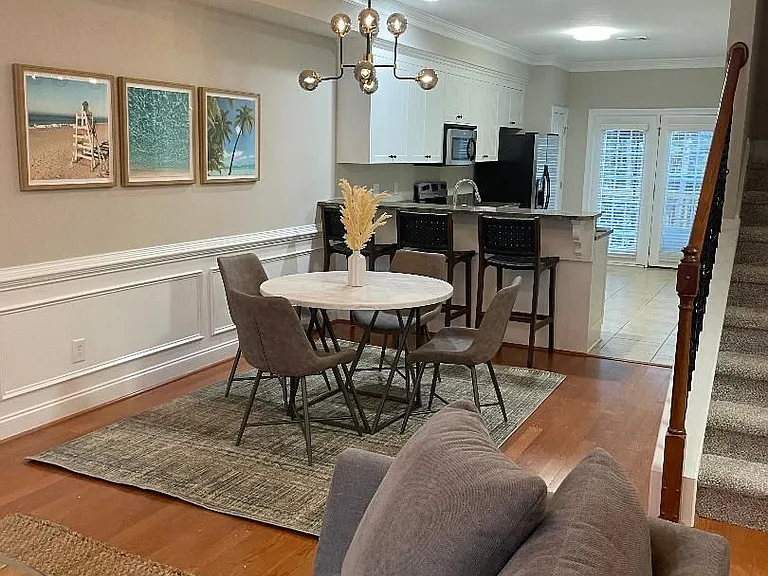 837 Mayo Ln — Photo 4