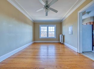 1513 Hinman Ave APT 3S, Evanston, IL 60201
