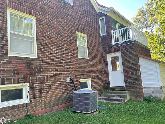 2nd image of 1009 Highland Ave