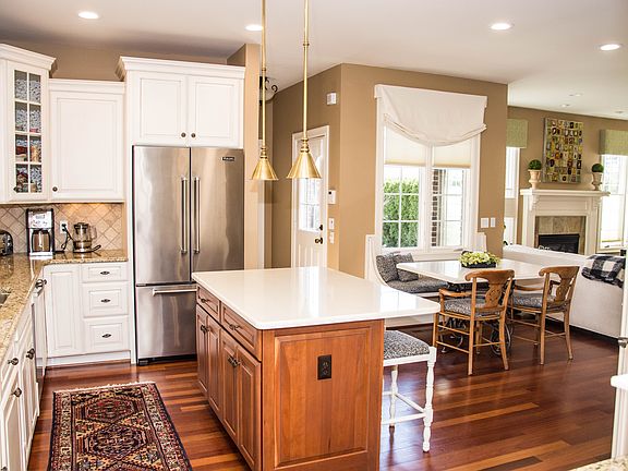 Kitchen with eating area
