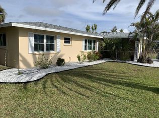 34 Golfview Ct, Rotonda West, FL 33947