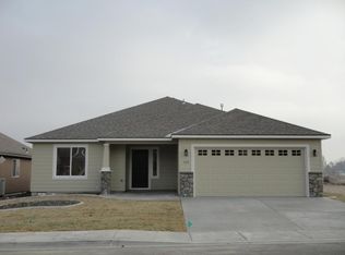 460 Lakerose Loop, Richland, WA 99352