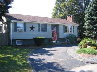 247 Moorland St, Fall River, MA 02724