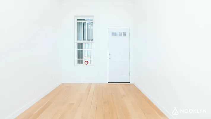 Rented by Nooklyn NYC LLC | media 89