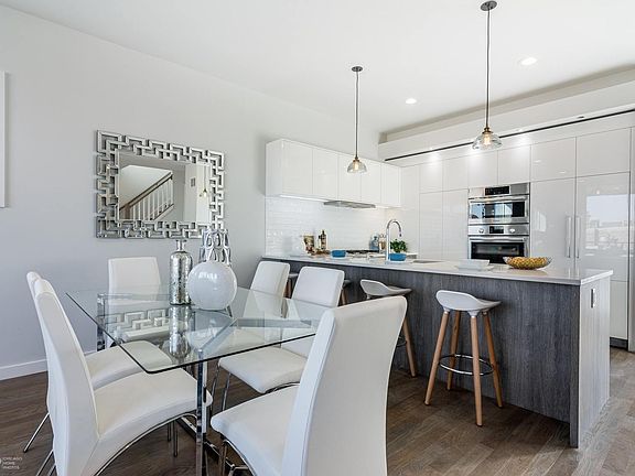 5th image of 1613 W Beach Ave #2W