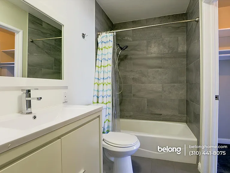 2223 S Bentley Ave #104 — Photo 27