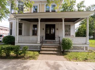 566 3rd Ave, Troy, NY 12182