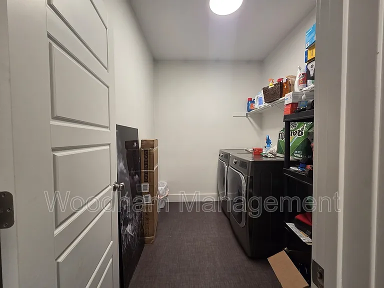 98 Caitlin Rd — Photo 32