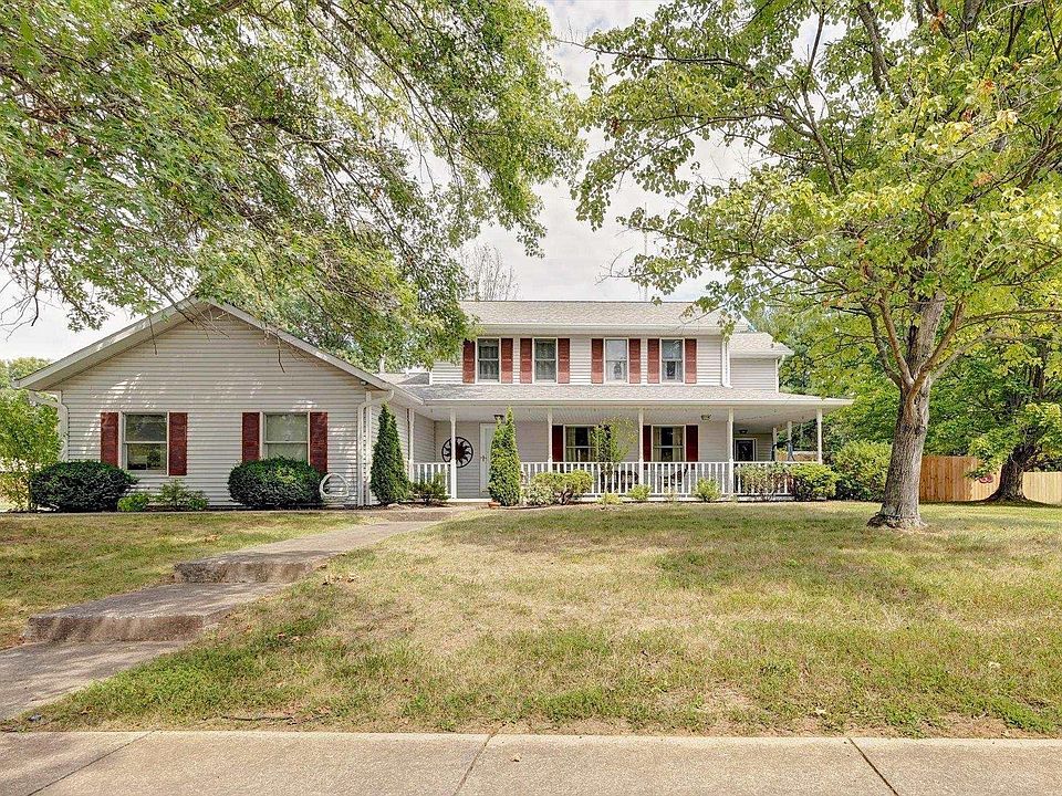 1st image of 2811 E David Dr