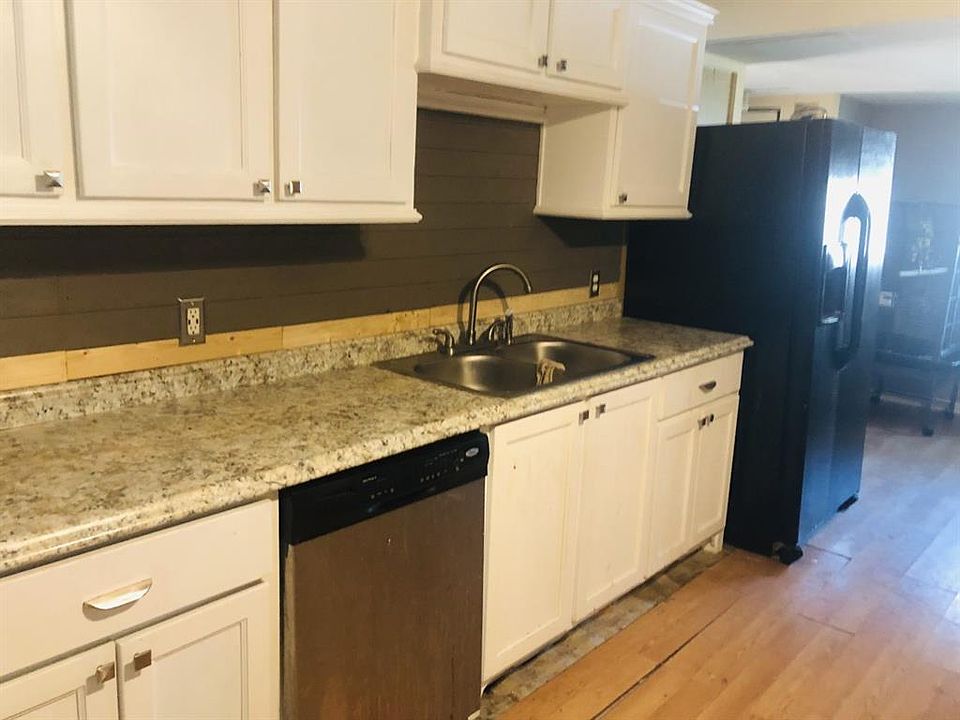 1st image of 2209 Southside Dr