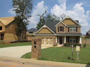 102 Berwick Cir, Bonaire, GA 31005