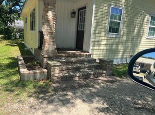 404 2nd Pl, Chickasaw, AL 36611