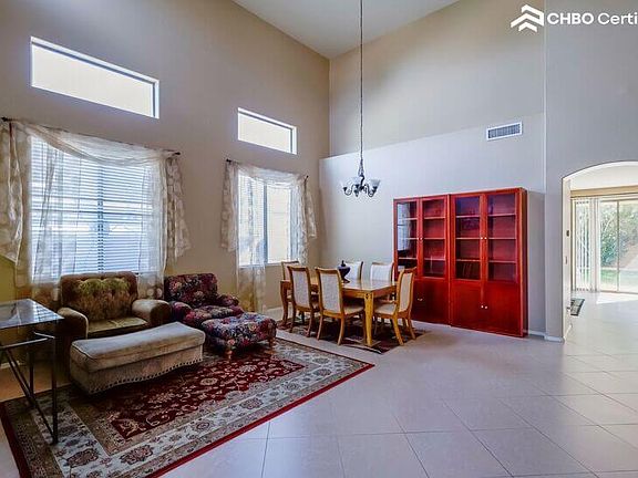 3rd image of 8607 W Brown St