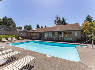 15209 Sunwood Blvd APT B31, Tukwila, WA