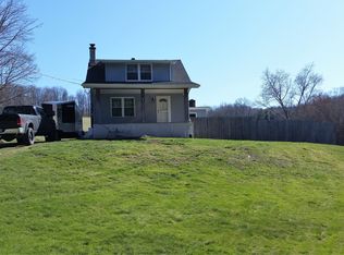 20 Old Highway Rd, Dallas, PA 18612