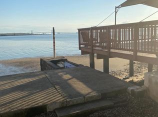 272 S Riverwalk, Penns Grove, NJ 08069