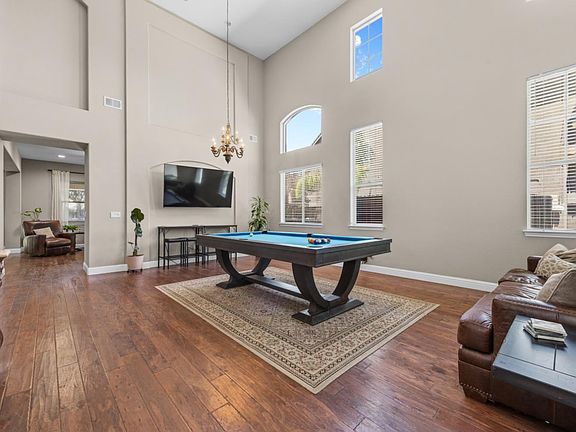 5th image of 410 Foskett Ranch Ct