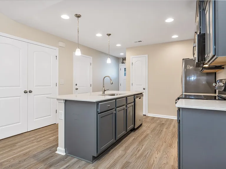 132 Machrie Loop #B — Photo 7