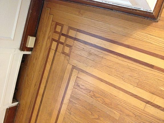 2nd image of 7549 Parkdale Ave APT 2S